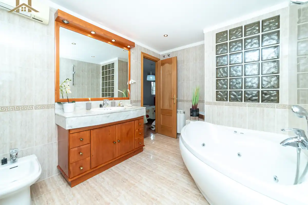 Villa mit Terrasse zum Verkauf in Calle Miguel de Cervantes 49, imagen 17