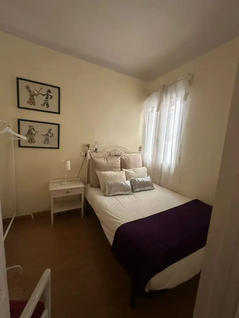 Habitación de Piso de alquiler en Madrid con Aire acondicionado, Calefacción y Amueblado