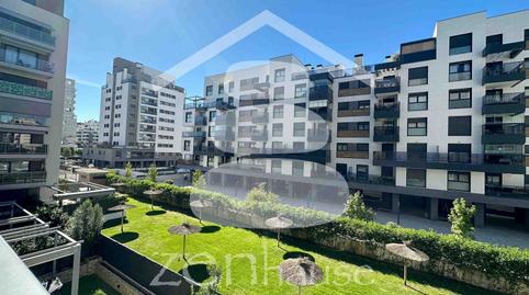 Foto 3 de Piso en venta en Calle de Enrique Urquijo, El Cañaveral,  Madrid Capital