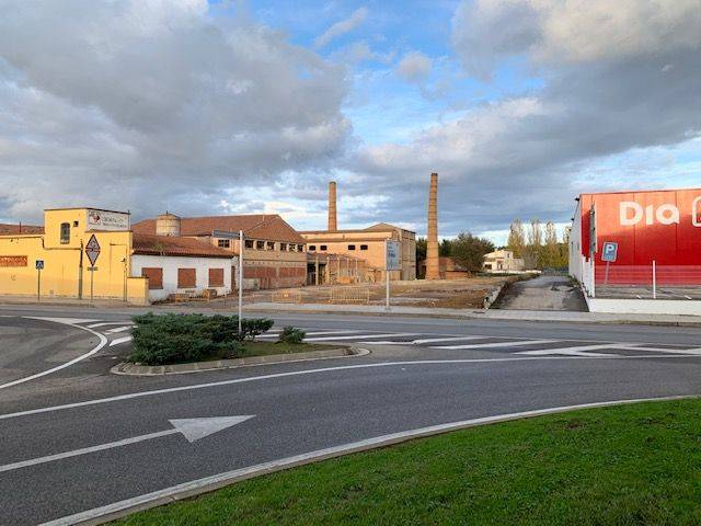 Terreno industrial en Venta en Carrer de l'Aigüeta, 216 en La Bisbal d'Empordà