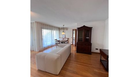 Piso grande con 2 plazas de parking, image 3