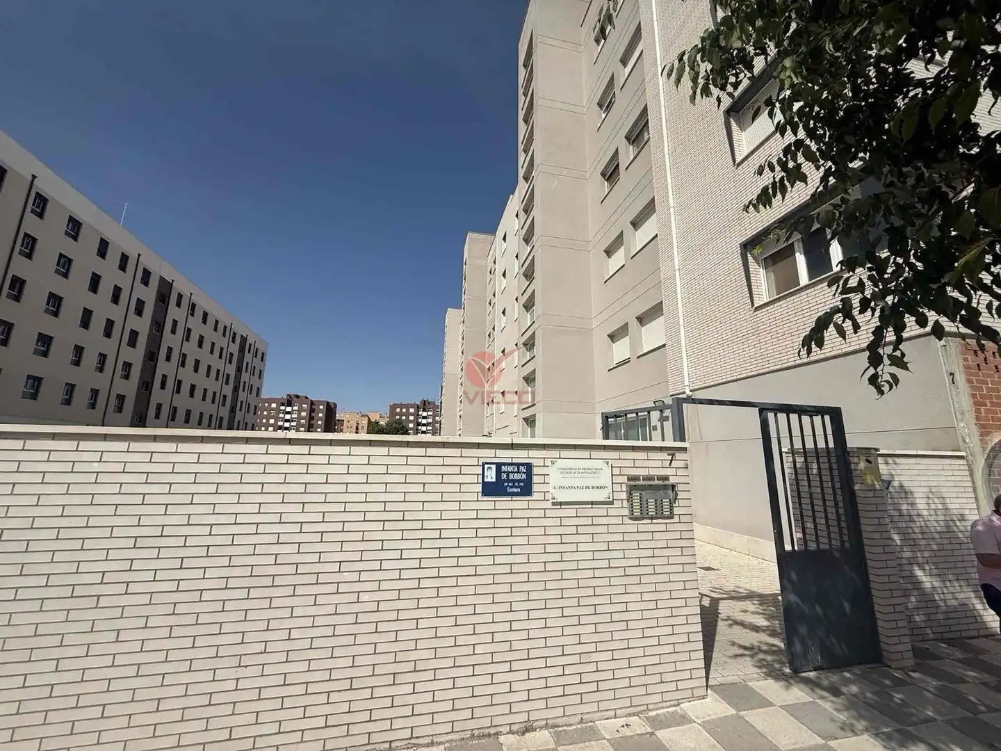 Vista exterior de Pis en venda en Cuenca amb Calefacció, Terrassa i Traster