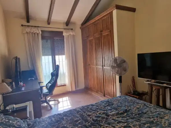 Dormitori de Casa o xalet en venda en Alhaurín El Grande amb Aire condicionat, Jardí privat i Terrassa