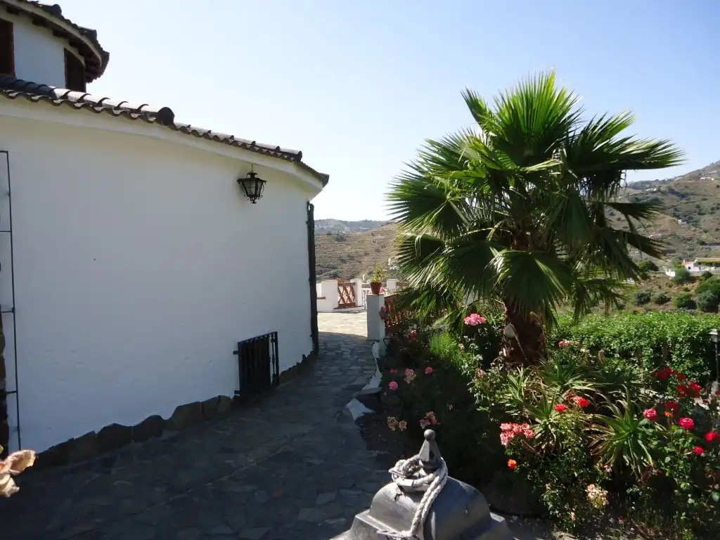 Chalet en venta en Torrox Pueblo, imagen 2