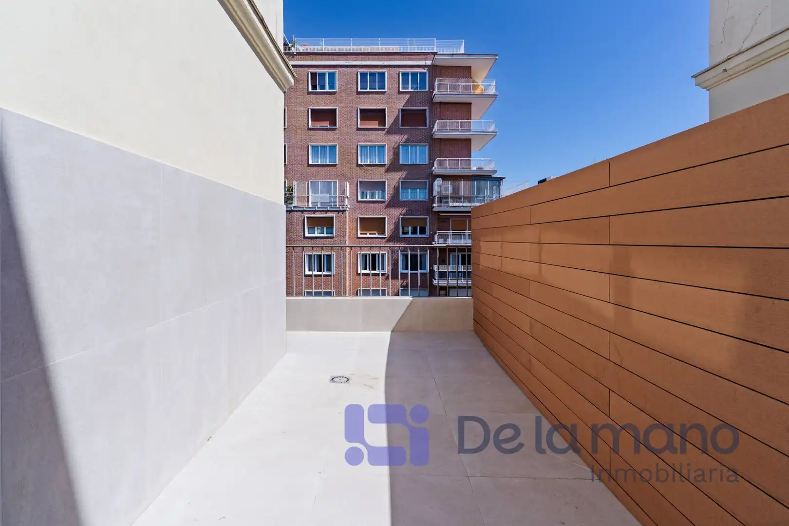 Terraza de Ático en venta en Madrid con Aire acondicionado, Calefacción y Parquet