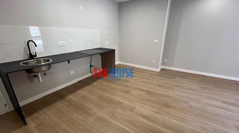 Foto 4 de Piso en venta en Del Asturcón, El Natahoyo, Gijón