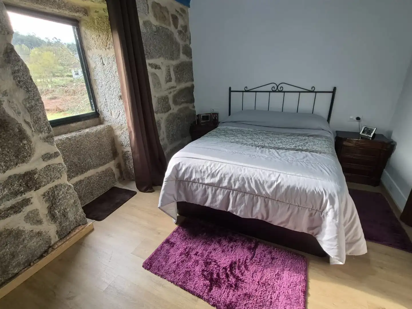 Dormitori de Casa o xalet en venda en Ponteareas amb Calefacció, Jardí privat i Parquet