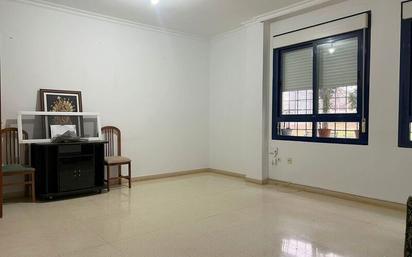 Living room of Flat for sale in Badajoz Capital  with Storage room