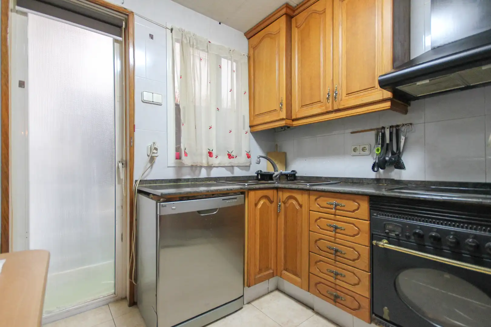 Kitchen of Flat for sale in Manresa  with Heating