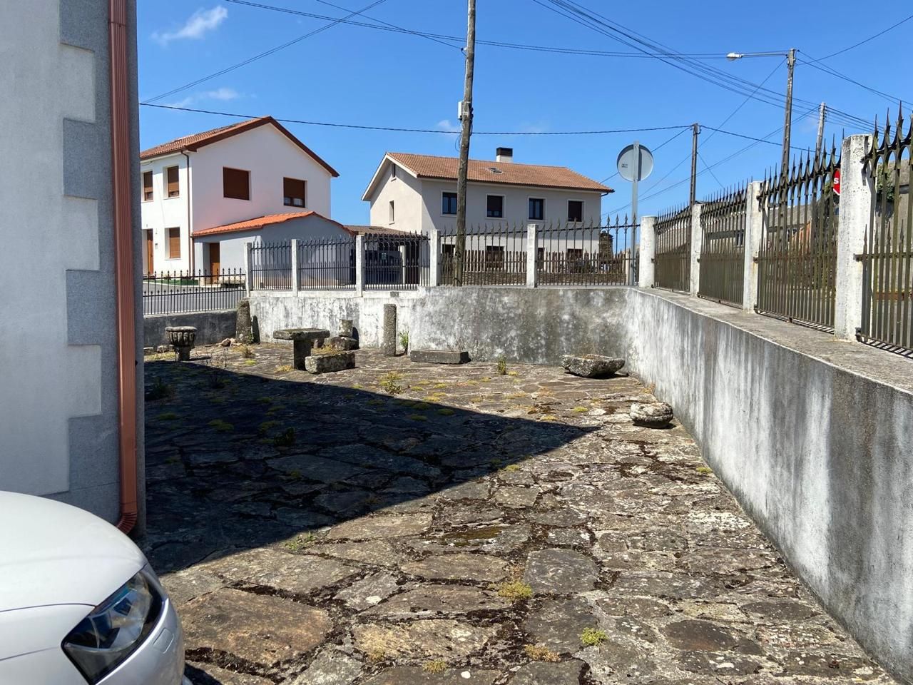 Vista exterior de Casa o xalet en venda en Zas amb Calefacció i Jardí privat