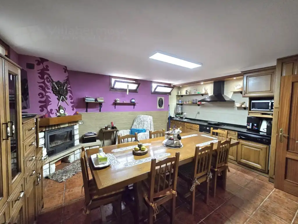 Cuina de Casa o xalet en venda en Villarcayo de Merindad de Castilla la Vieja