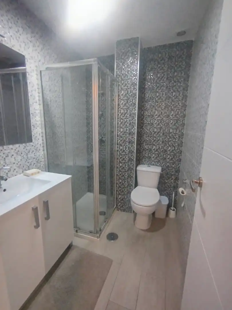 Bathroom of Flat for sale in Cádiz  with Furnished and Balcony