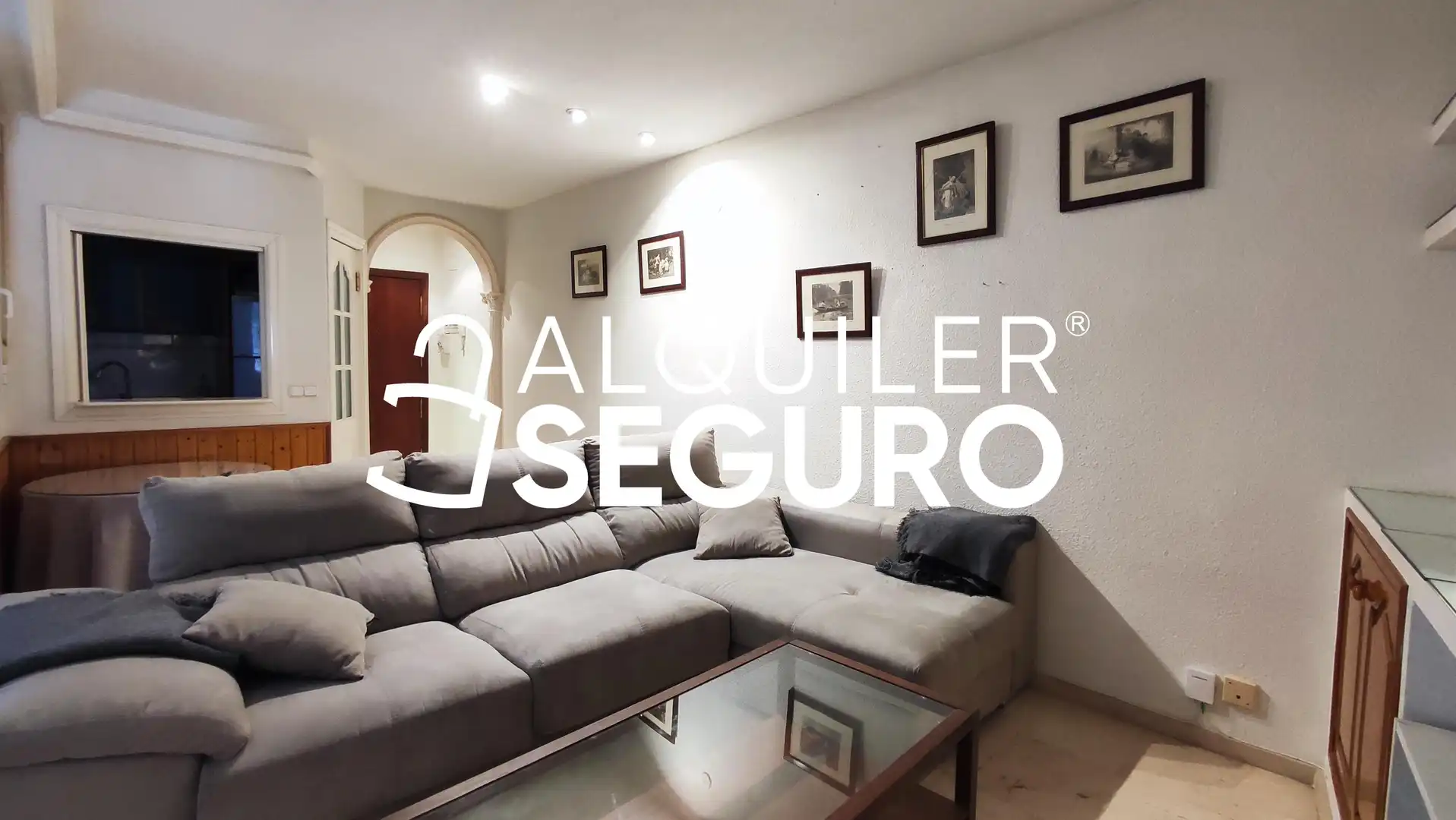 Sala de estar de Piso de alquiler en Córdoba con Aire acondicionado, Terraza y Amueblado