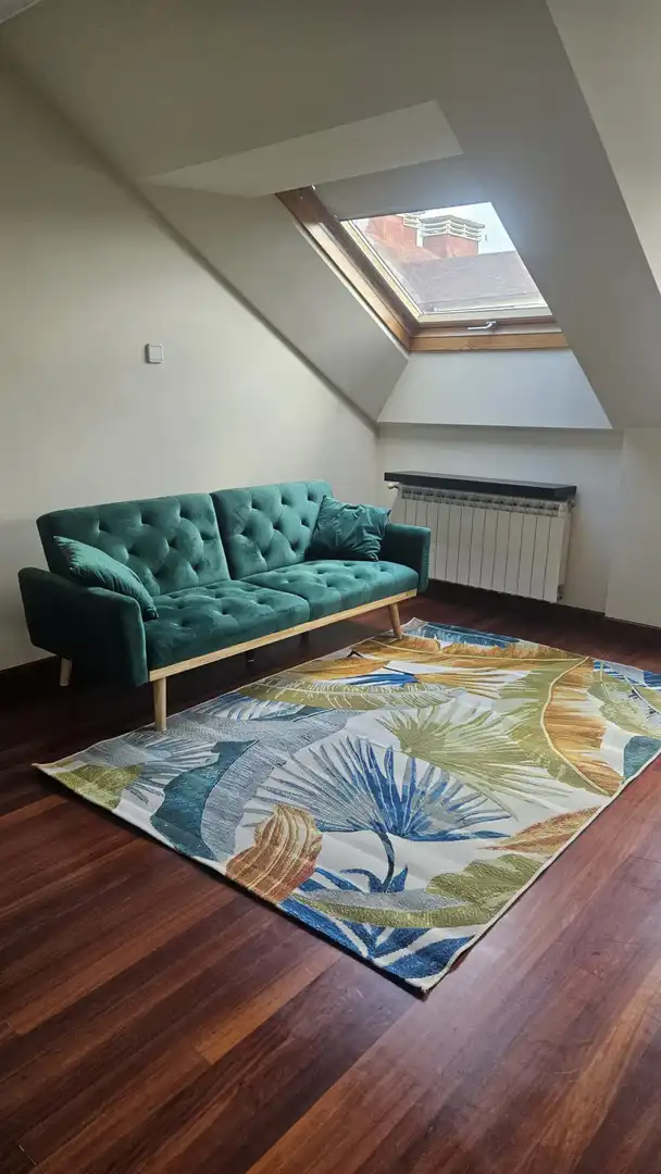 Sala de estar de Piso de alquiler en Gijón  con Calefacción, Parquet y Amueblado