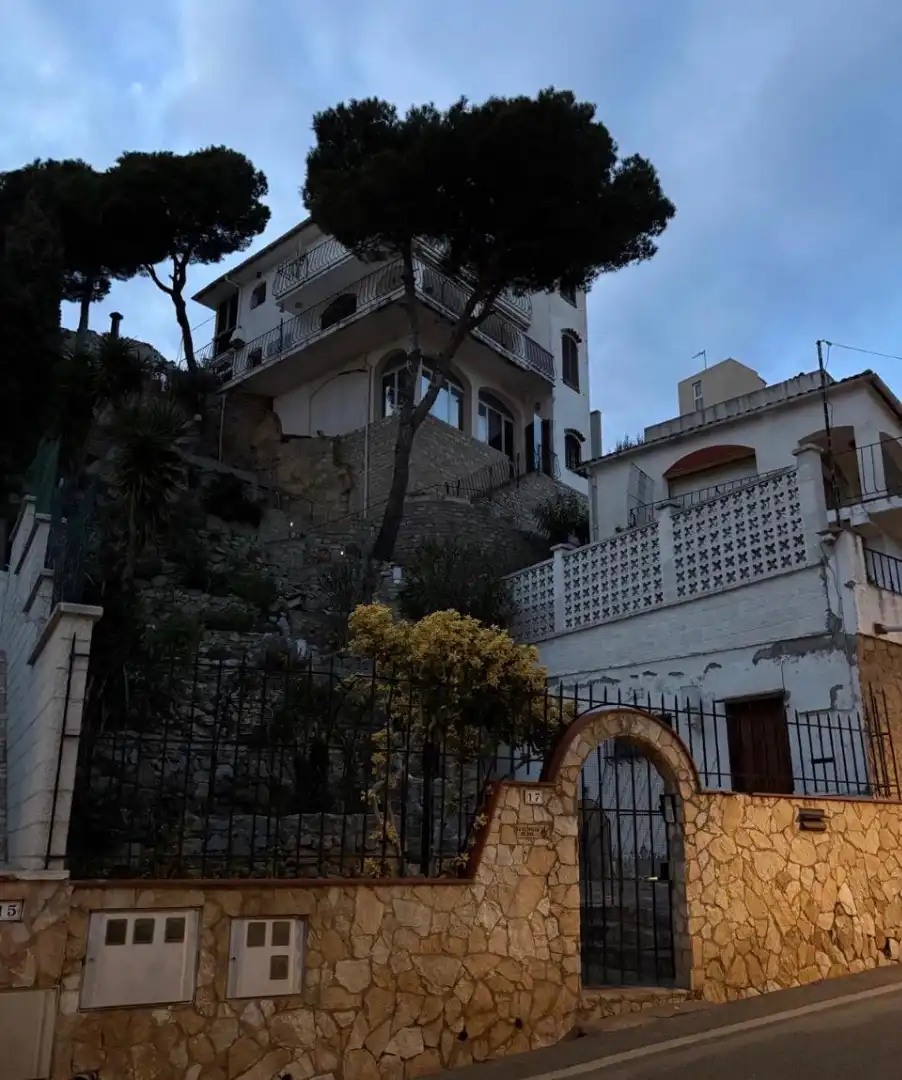 Vista exterior de Casa o chalet en venta en L'Estartit con Aire acondicionado, Jardín privado y Trastero