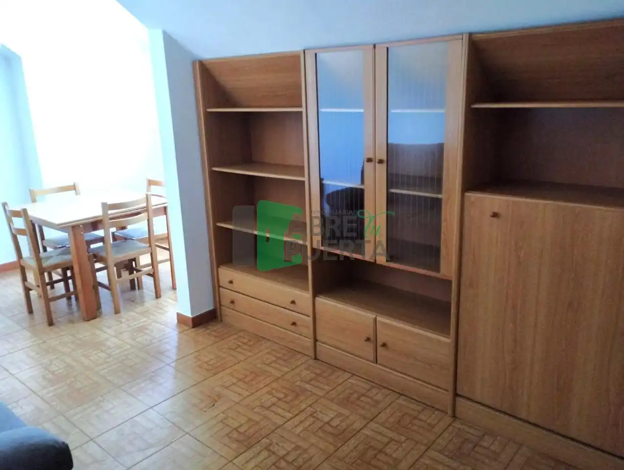 Schlafzimmer von Dachboden zum Verkauf in A Pobra de Trives  mit Heizung, Parkett und Möbliert