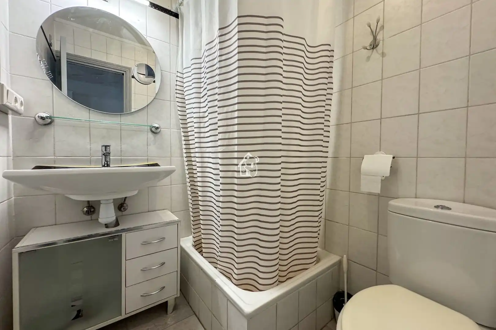 Bany de Casa o xalet de lloguer en Guardamar del Segura amb Aire condicionat, Terrassa i Piscina