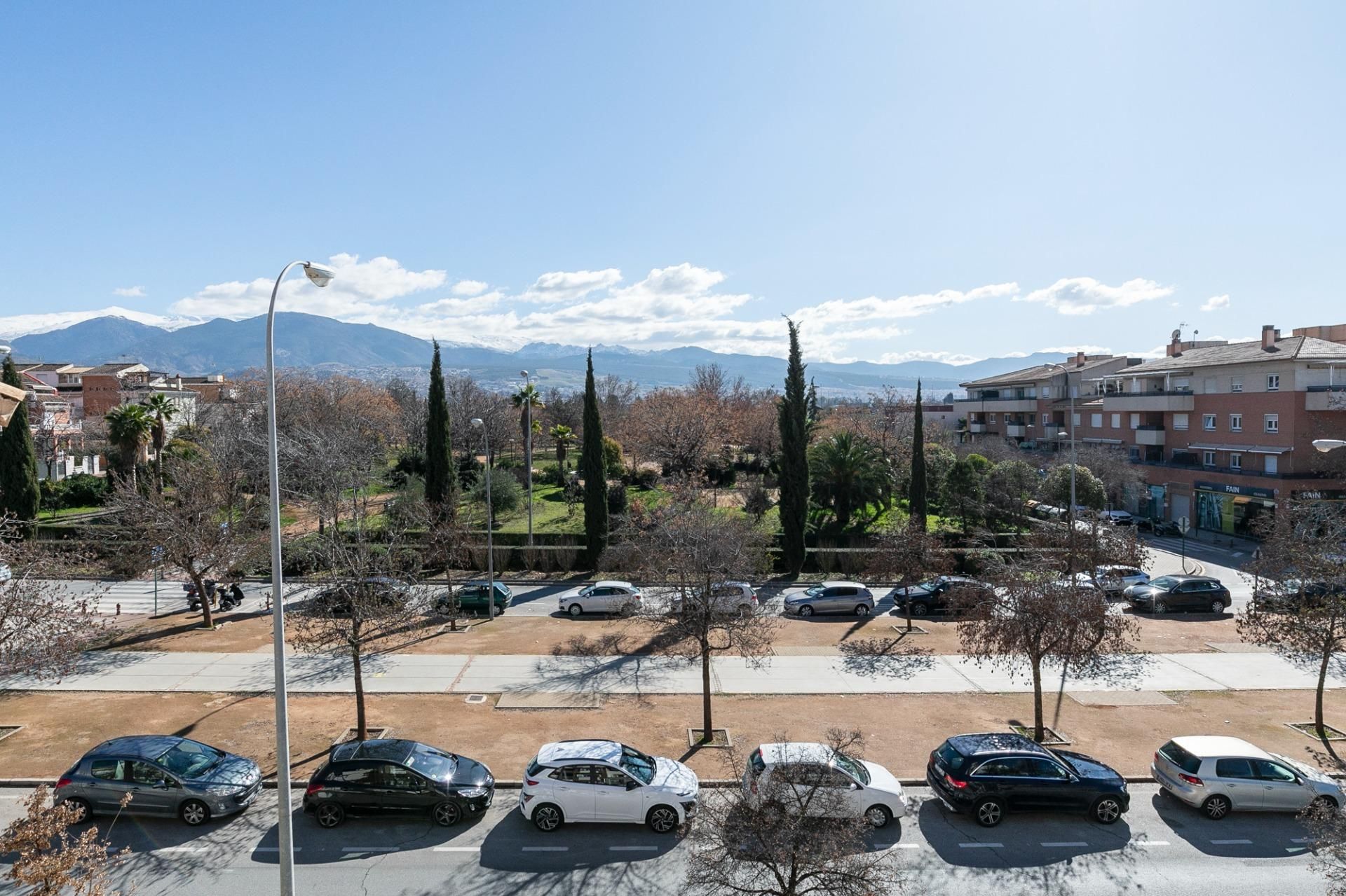 Parking of Single-family semi-detached for sale in  Granada Capital  with Air Conditioner, Heating and Private garden