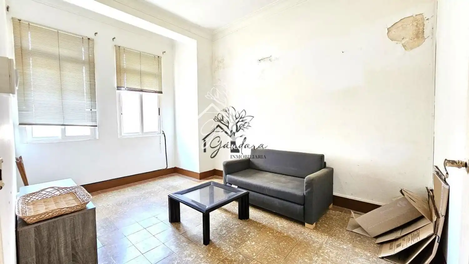 Sala d'estar de Edifici en venda en Ferrol