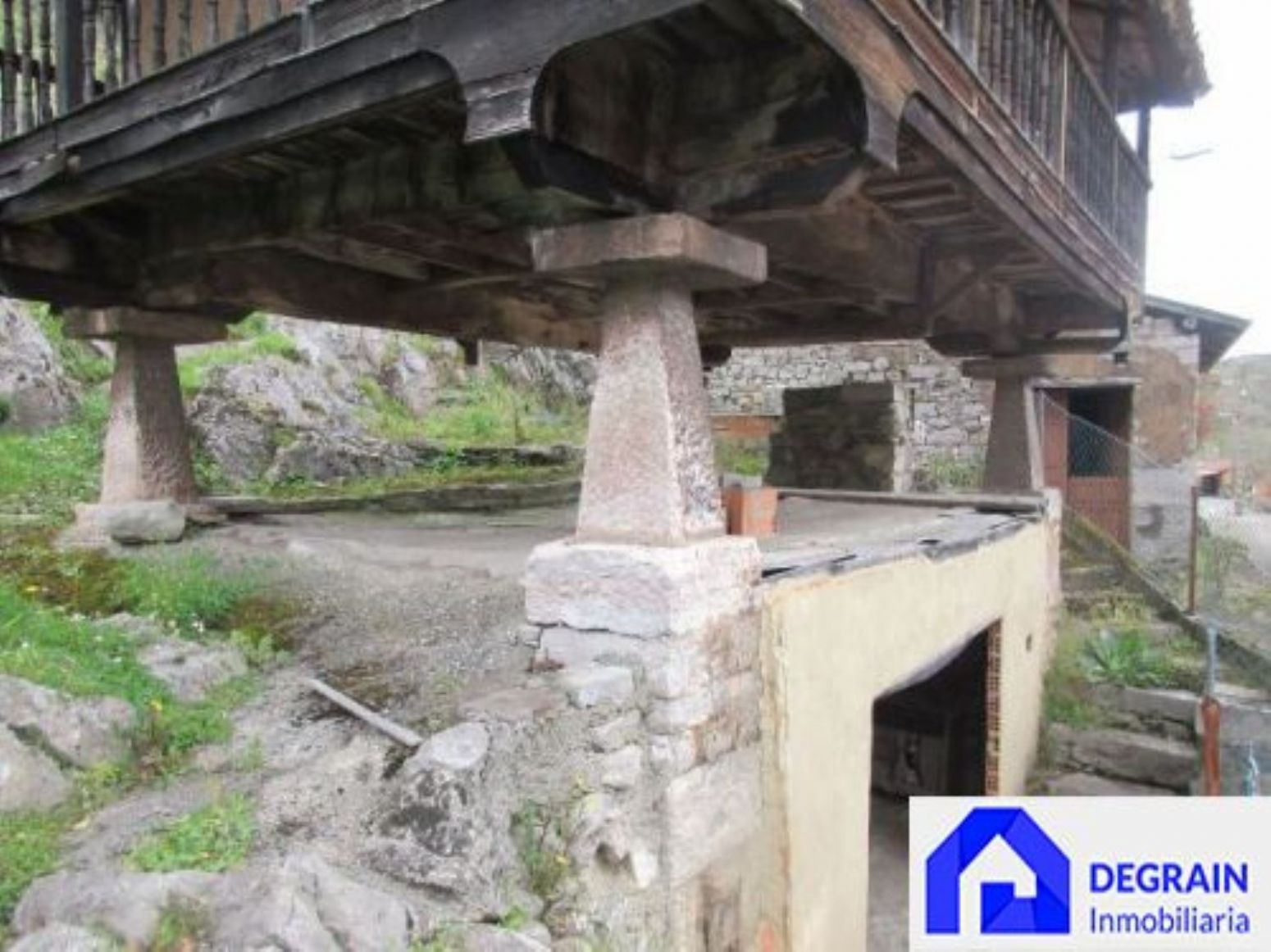 Exterior view of House or chalet for sale in Ribera de Arriba