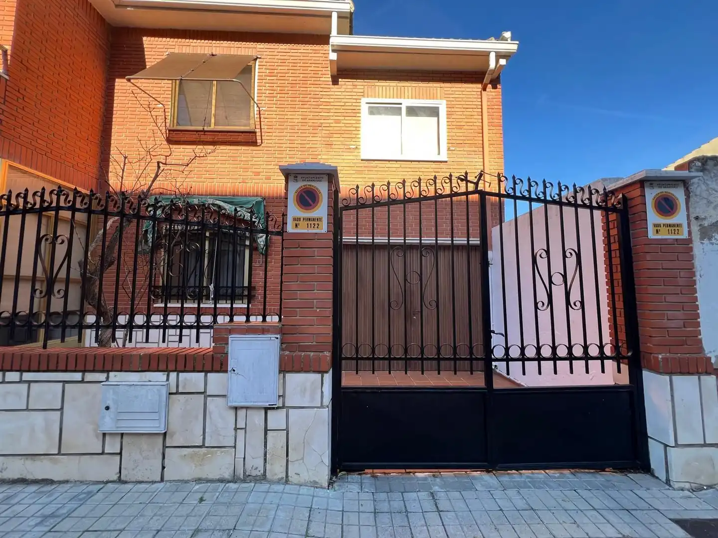 Vista exterior de Casa o chalet en venta en Aranjuez con Aire acondicionado, Calefacción y Jardín privado