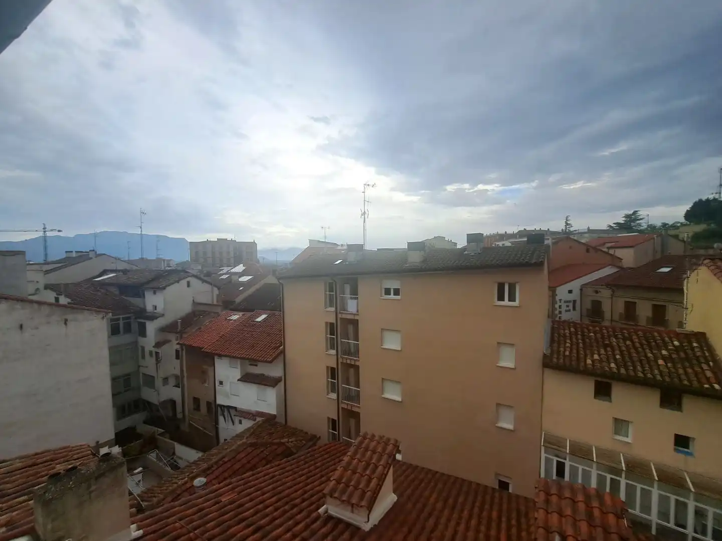 Vista exterior de Dúplex en venta en Haro con Aire acondicionado, Calefacción y Trastero