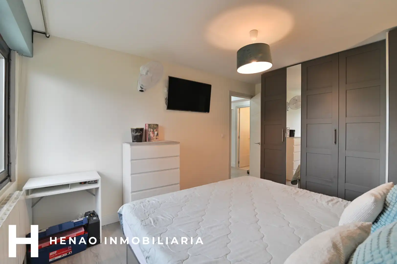 Habitación de Piso en venta en Valle de Trápaga-Trapagaran con Calefacción, Amueblado y Balcón