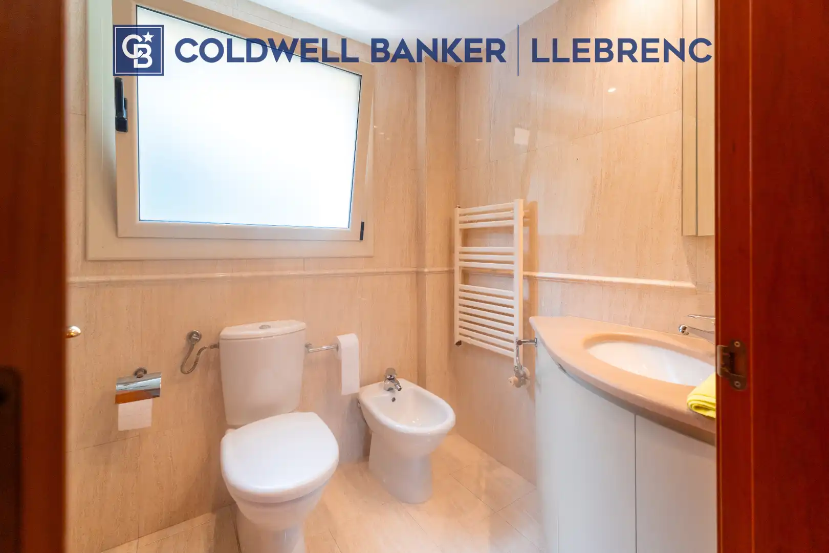 Baño de Casa o chalet de alquiler en Barcelona con Aire acondicionado, Calefacción y Jardín privado