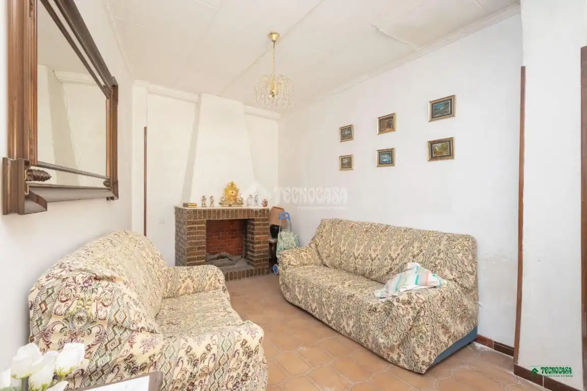 Sala d'estar de Casa adosada en venda en Albox amb Balcó