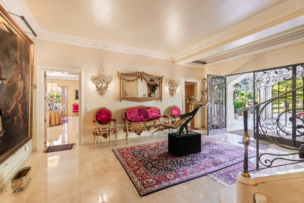 Country homes for sale in Génova