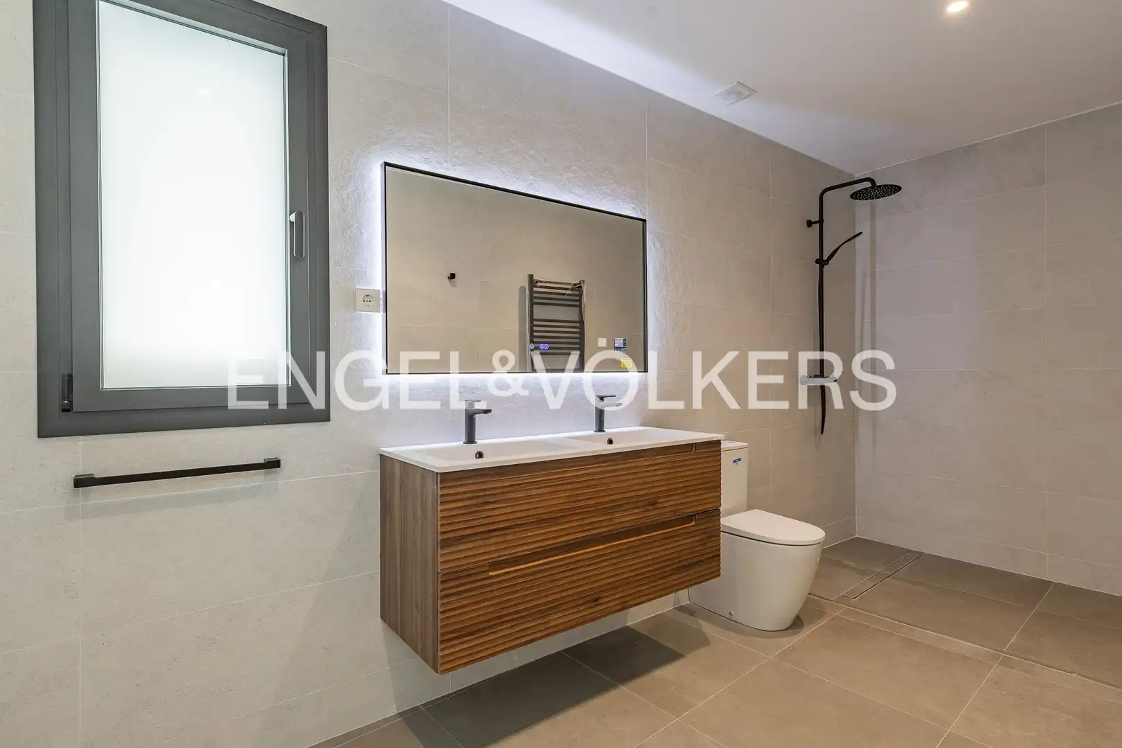 Baño de Casa o chalet en venta en Matadepera con Calefacción, Parquet y Terraza
