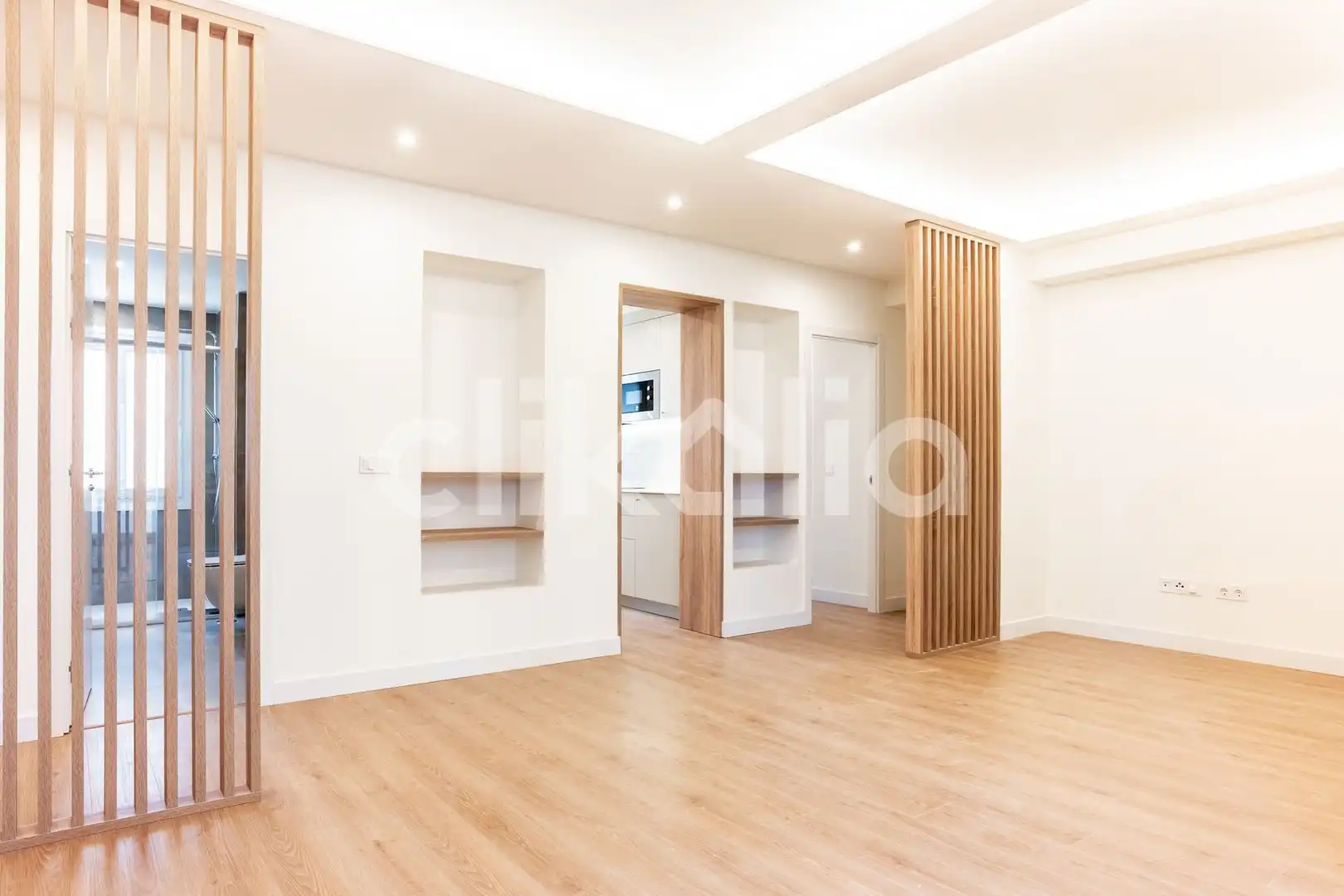 Piso con jardín en venta en Nervión