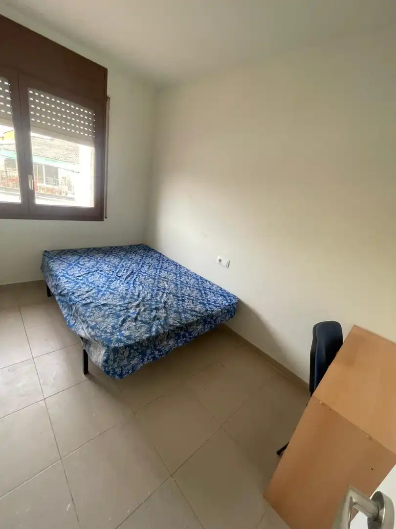 Habitación de Piso en venta en Manlleu con Calefacción y Balcón