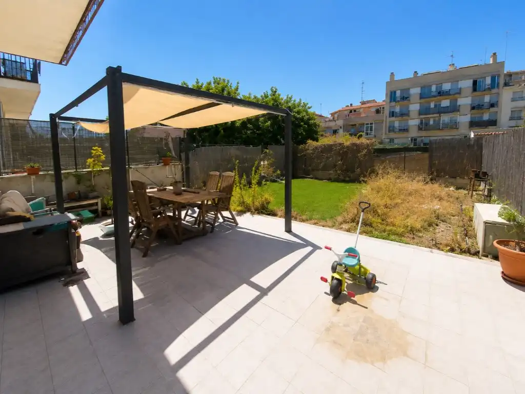 Terrassa de Pis en venda en Vilafranca del Penedès amb Aire condicionat, Calefacció i Terrassa