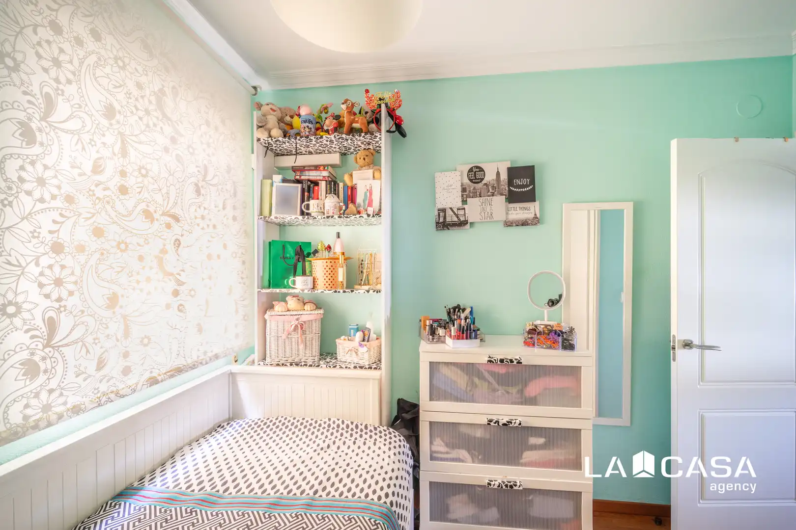 Habitación de Piso en venta en Dos Hermanas con Aire acondicionado, Trastero y Piscina