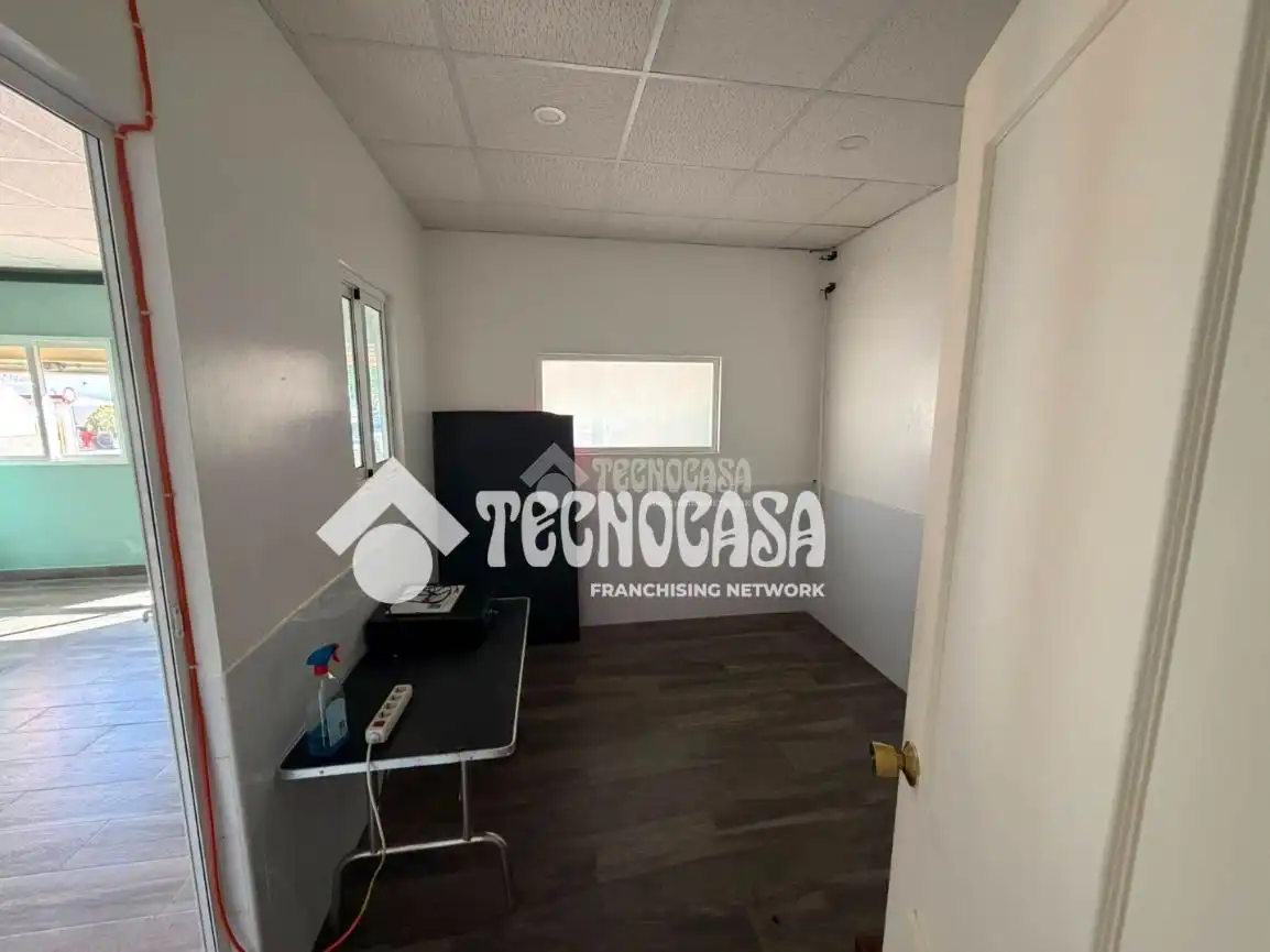 Local comercial en venta en San Luis de Sabinillas, imagen 26