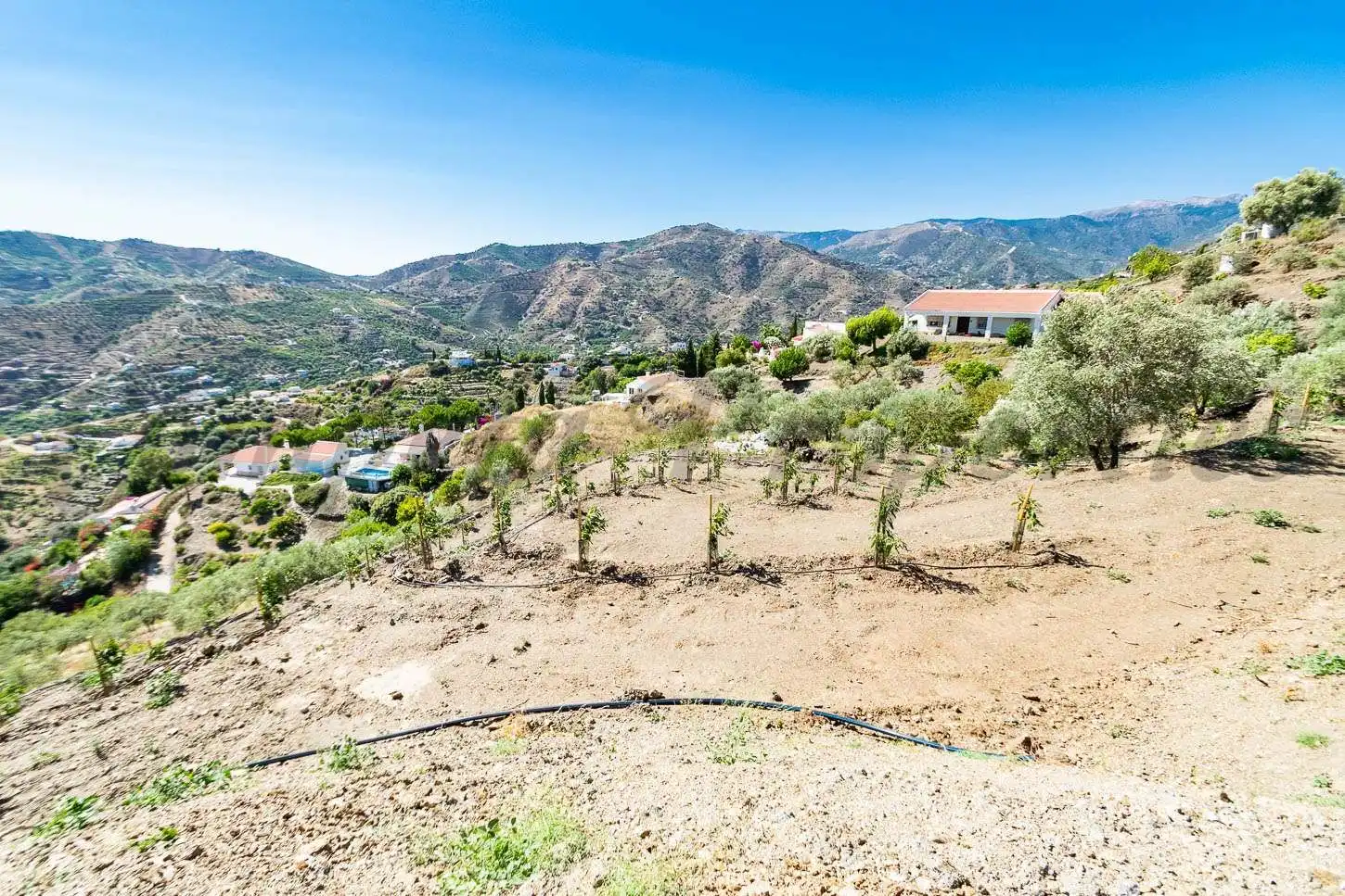Rustikales Grundstück zum Verkauf in Torrox Pueblo, imagen 3