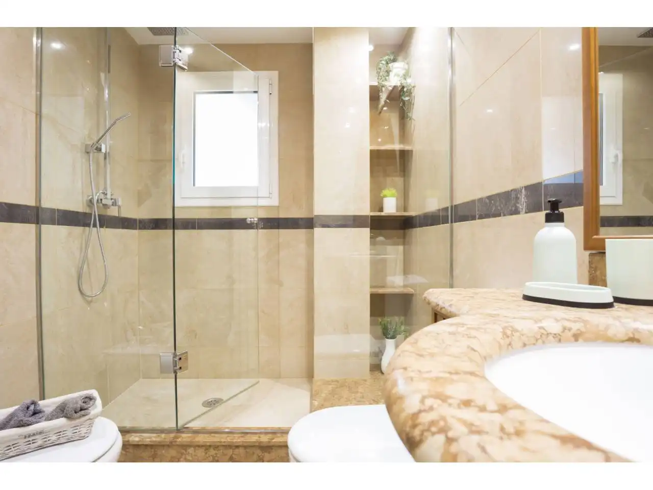 Baño de Casa o chalet de alquiler en Quart con Aire acondicionado, Calefacción y Jardín privado