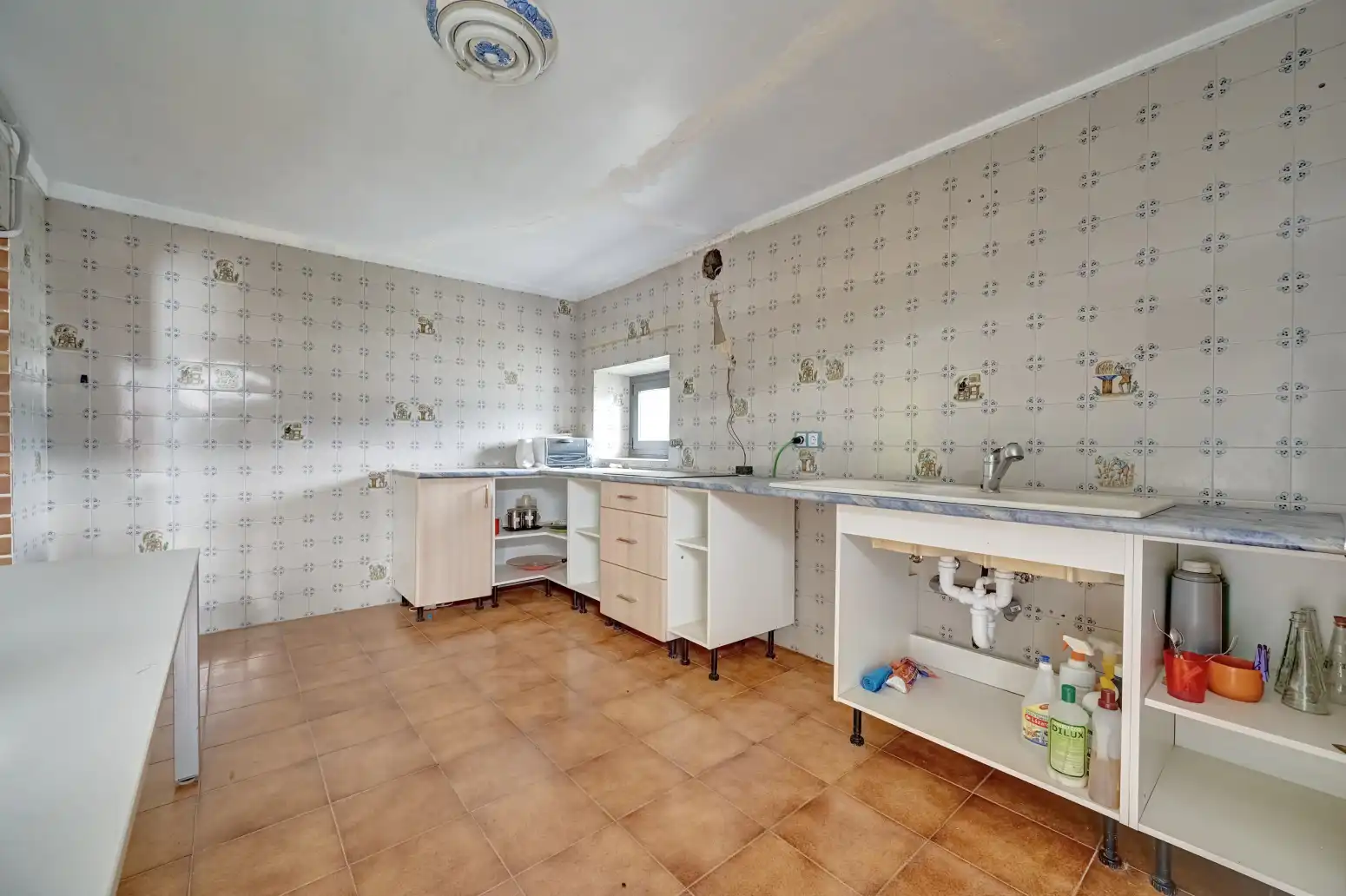 Cuina de Casa o xalet en venda en Romanzado / Erromantzatua amb Calefacció i Terrassa