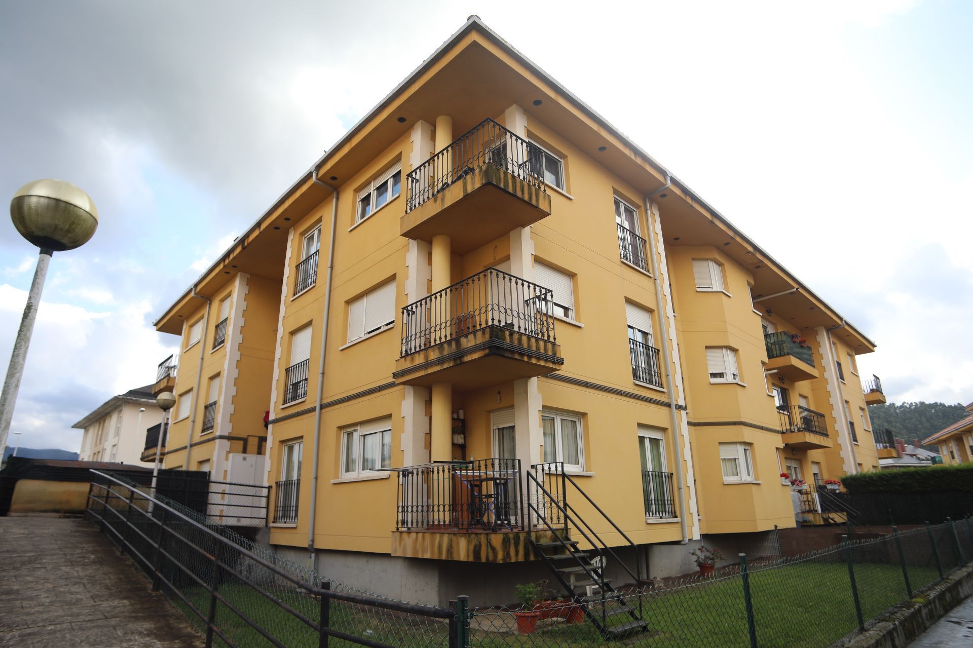 Exterior view of Flat for sale in Cartes  with Heating and Storage room