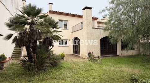 Foto 3 de Casa adosada en venta en Poble Nou - Olivar Gran, Figueres