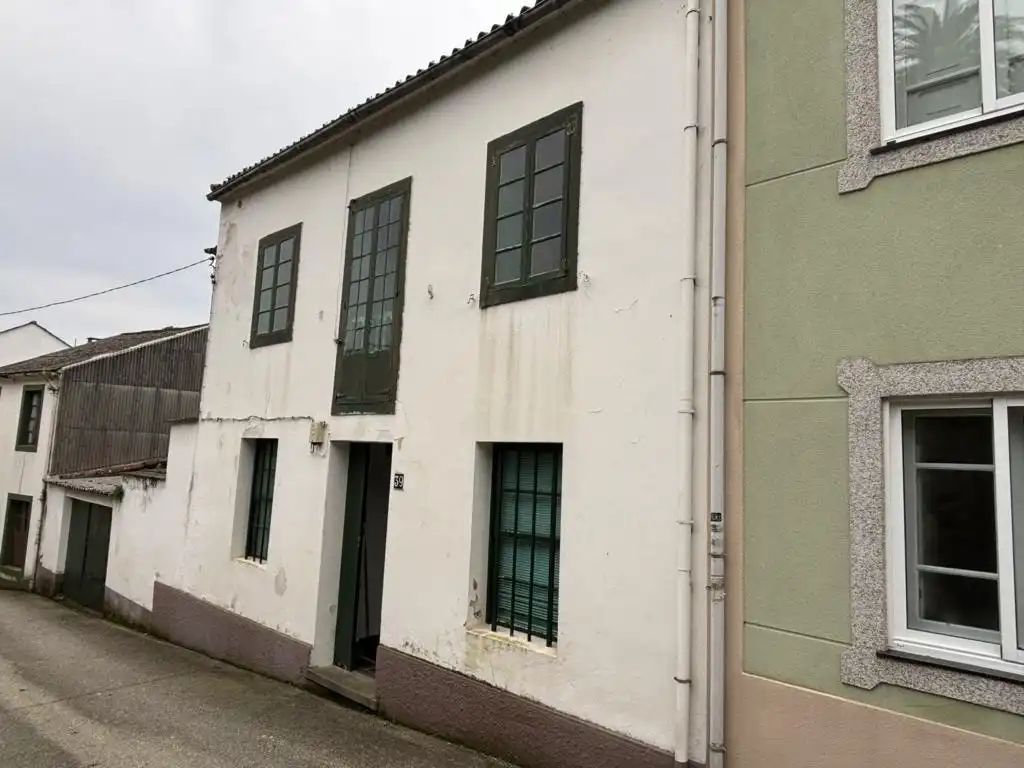 Vista exterior de Casa o xalet en venda en Ortigueira amb Terrassa i Traster