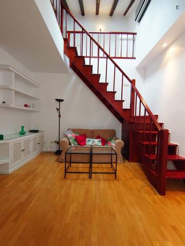 Estudio en Alquiler en Cortes - Huertas