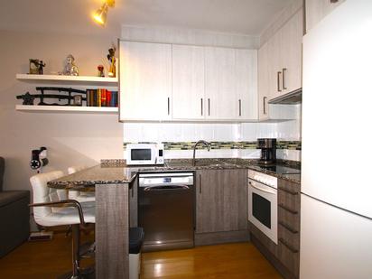 Kitchen of Flat for sale in Reus  with Air Conditioner, Furnished and Oven