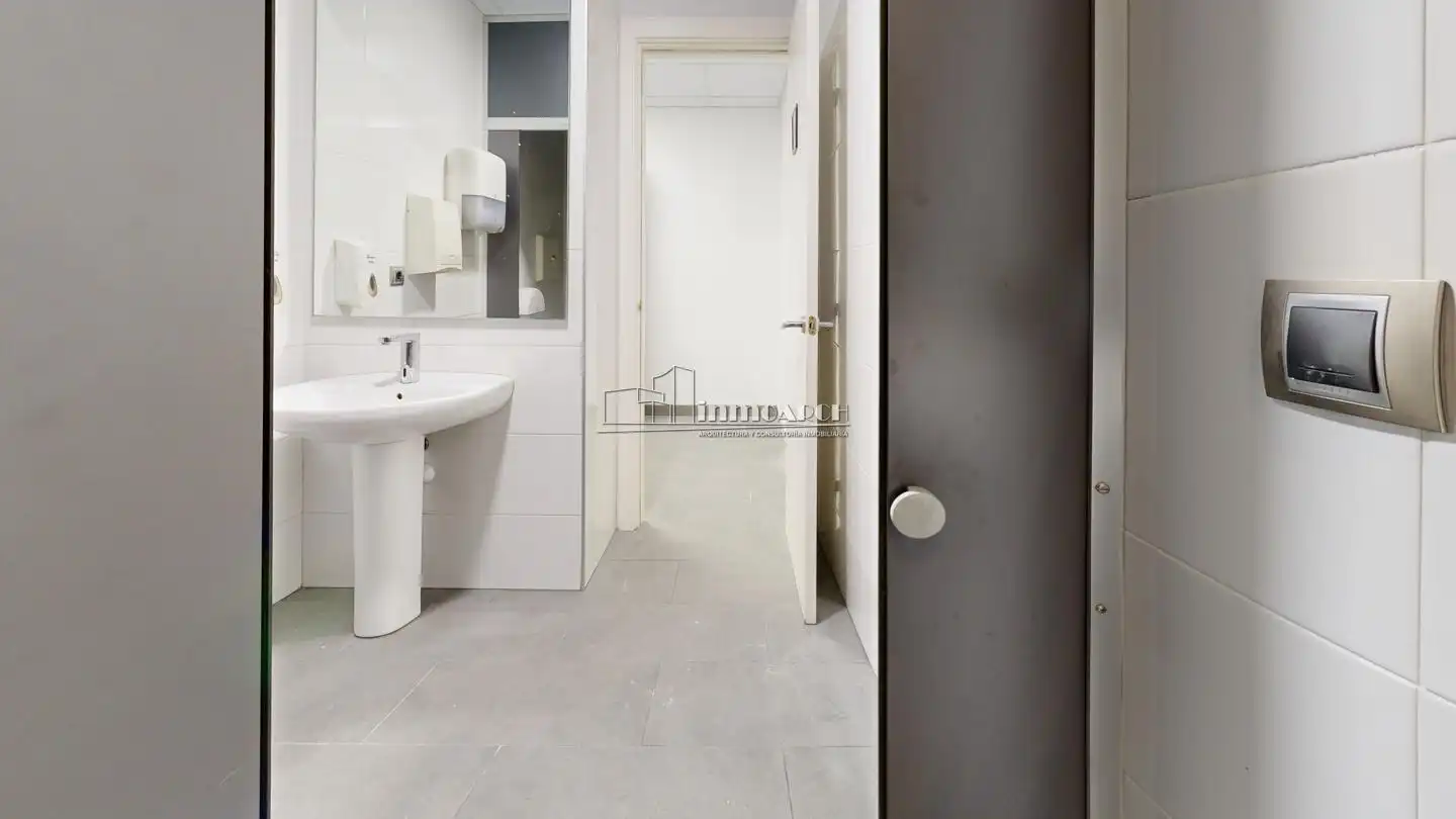 Büro mit Aufzug zur Miete in Rúa Copérnico, imagen 31