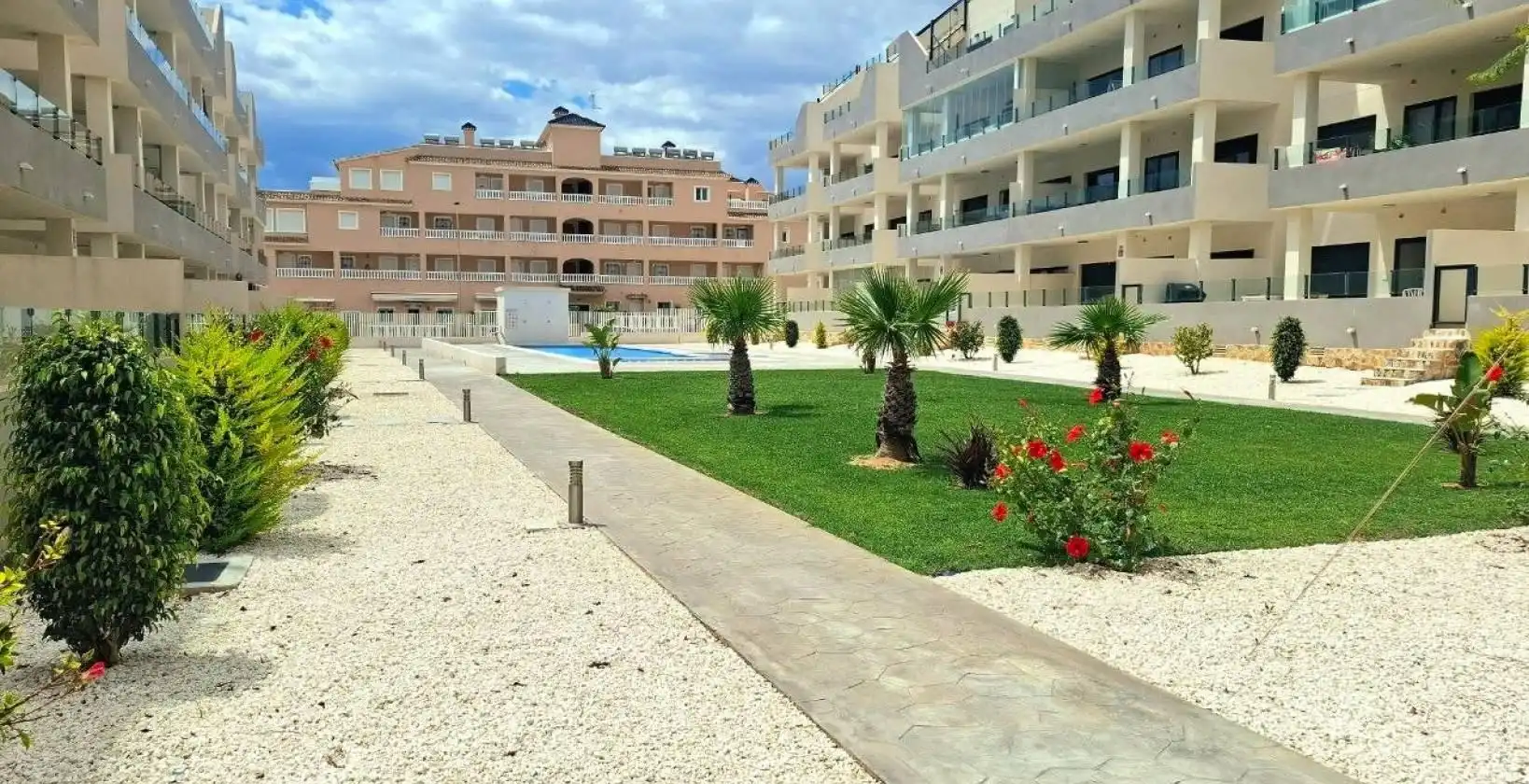 Appartement compact avec piscine à vendre à Calle Calle Cardamomo, imagen 4