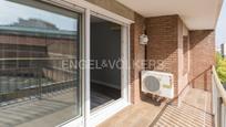 Balcony of Apartment for sale in Terrassa  with Air Conditioner, Heating and Parquet flooring