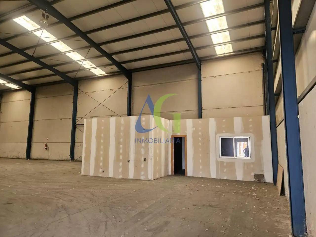 Exterior view of Industrial buildings for rent in Onzonilla