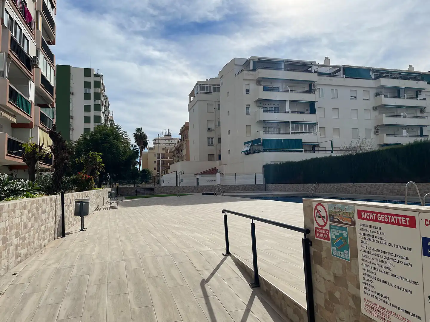 Außenansicht von Wohnung zum Verkauf in Vélez-Málaga mit Terrasse, Möbliert und Waschmaschine
