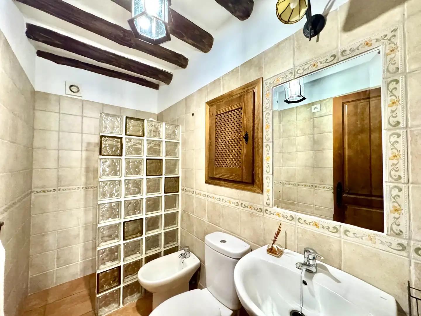 Bathroom of Buildings for sale in Bérchules